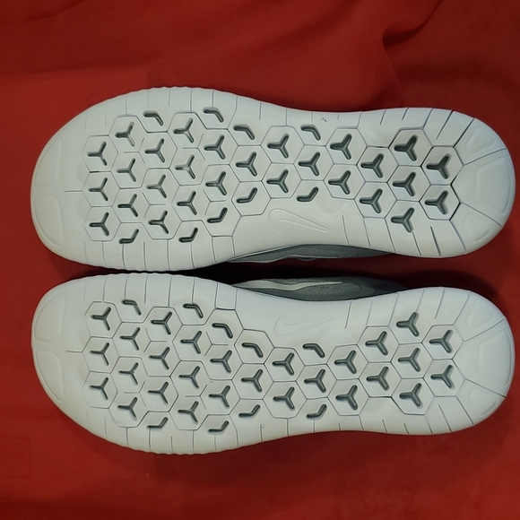 Nike Wmns Free RN 2018 - NWOB - Sz 12 Wolf Grey - Picture 7 of 12